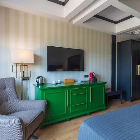 Marina Bay Hotell 3*