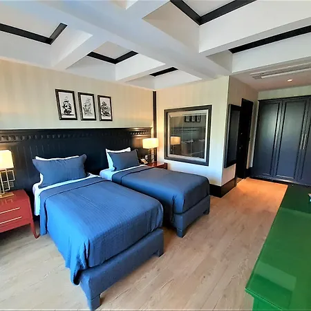 Hotel Marina Bay 3*