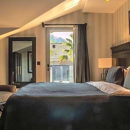 Hotel Marina Bay 3*