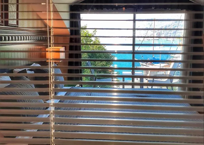 ホテル Marina Bay 3*